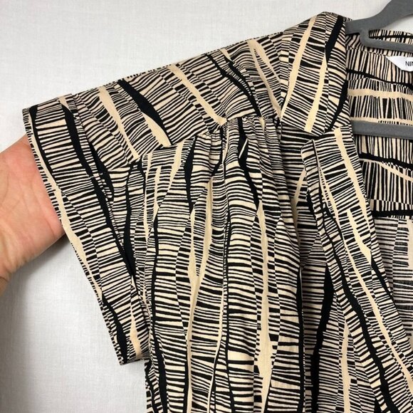 Nine‎ West Short Sleeve Wrap Blouse Womens XL Boho Office Funky Abstract - Picture 2 of 10